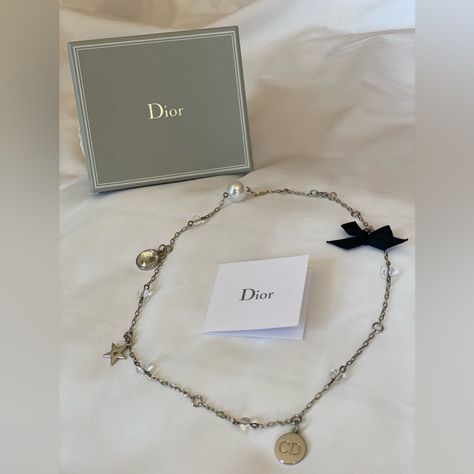 Vintage Door Necklace With Tags And Original Box Door Necklace, Dior Jewellery, Christian Dior Jewelry, Disney Princess Inspired Outfits, Dream Accessories, Christian Dior Logo, Dior Necklace, Dior Star, Large Pendant Necklace