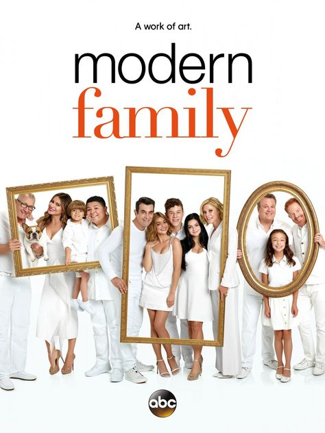 MODERN FAMILY Season 8 Poster via @seat42f Modern Family Season 2, Modern Family Season 1, Modern Family Episodes, Rico Rodriguez, Family Quiz, Family Tv Series, Nuclear Family, The Modern Family, Julie Bowen