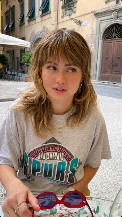 Debby Ryan Hair, Cool Blonde Hair, Hair Inspiration Short, Debby Ryan, Golden Hair, Hair Color And Cut, Dye My Hair, Mullet Hairstyle, Cut My Hair