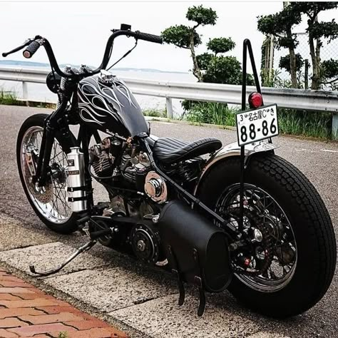 Softail Chopper, Triumph Chopper, Brat Bike, Harley Davidson Sportster 883, Harley Shovelhead, Old School Chopper, Motos Harley, Custom Street Bikes, Harley Bobber