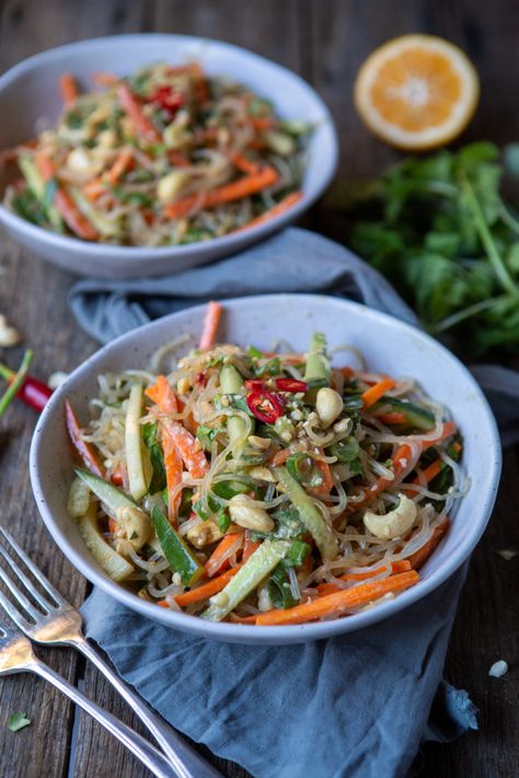 Kelp Noodle Salad, Egg Substitutes, Vegan Egg Substitute, Kelp Noodles, Noodle Salad Recipes, Vegan Egg, Vegan Salads, Vegan Lunch Recipes, Happy Food