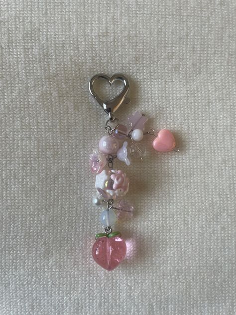 handmade beaded keychain, made with lots of love :) keychain/keyring to put on your backpack, purse, and more! made with glass beads, stainless steel, & charms one-of-a-kind! Cute Keychains For Backpacks, Silly Jewelry, Korean Keychain, Keychains Aesthetic, Keychain With Beads, Keyring Ideas, Backpack Charms, Keychain Craft, Love Keychain