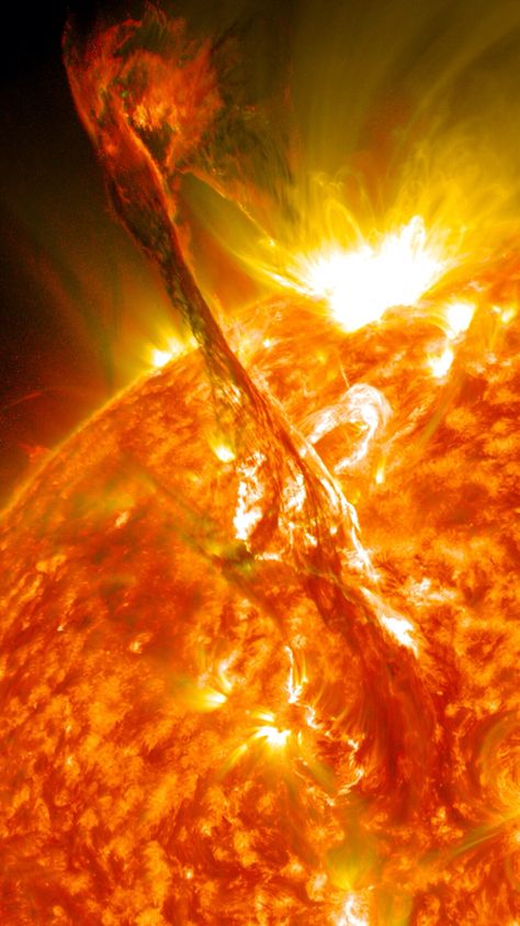 Solar Eruptions : Sun Is Such A Turn On For me Astronomy Pictures, Andromeda Galaxy, Image Nature, Solar Flare, Hubble Space, Space Pictures, Space Flight, Our Solar System, Space Science