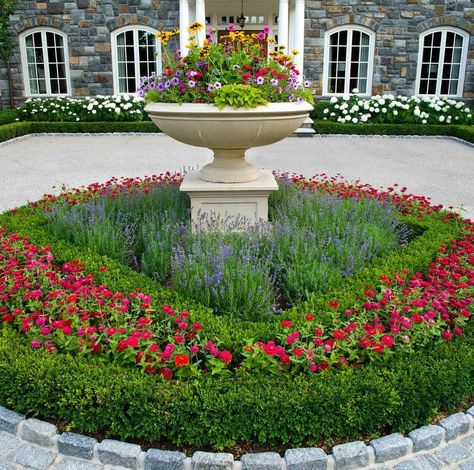 Circle Driveway Landscaping, Front Door Landscaping, Circle Driveway, Formal Garden Design, Parterre Garden, Rose Garden Design, Circular Driveway, European Garden, Driveway Design