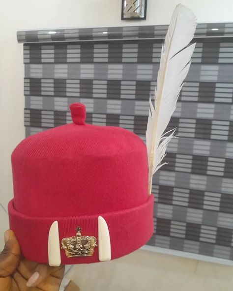 Traditional Igbo Chieftaincy Cap with real Eagle Feather available at Capkings.ng This cap is suitable for kings, chiefs and wealthy igbo men that want to stand out with class. #igbocaps #igbomencaps #capsforchildren #traditionalcaps #capsforigbogrooms #chieftaincycap #chieftaincytitle #igbotraditionalmarriage Traditional Caps For Men, Handmade Ceremonial Costume Cap, Igbo Traditional Cap For Men, Yoruba Cap For Men, Yoruba Fila Cap, African Hair Wrap, Eagle Feathers, African Hairstyles, Hats For Men