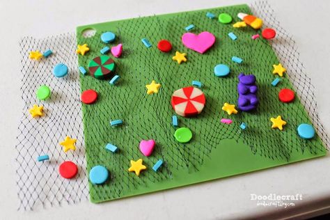 Doodlecraft: Vanellope Von Schweetz Costume! Vanellope Hair Candy Diy, Vanellope Von Schweetz Makeup, Vanellope Von Schweetz Car Diy, Vanellope Von Schweetz Costume, Vanellope Von Schweetz Dti Outfit, Vanellope Von Schweetz Diy Costume, Vanellope Cosplay, Halloween Potluck, Adult Disney Costumes