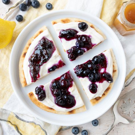 Mealime - Lemon-Blueberry Dessert Pizza with Ricotta & Honey Blueberry Dessert Pizza, Lemon Blueberry Ricotta, Pizza With Ricotta, Blueberry Ricotta, Honey Food, Blueberry Compote, Blueberry Desserts, 20 Minute Recipes, Lemon Ricotta