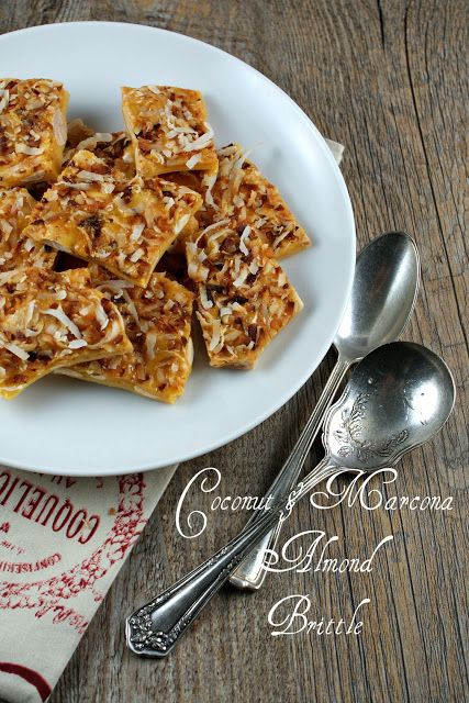 Coconut Brittle, Almond Brittle, Fundraiser Ideas, Cinnamon Almonds, Coconut Almond, Food Club, Secret Recipe, Bake Sale, Toasted Coconut