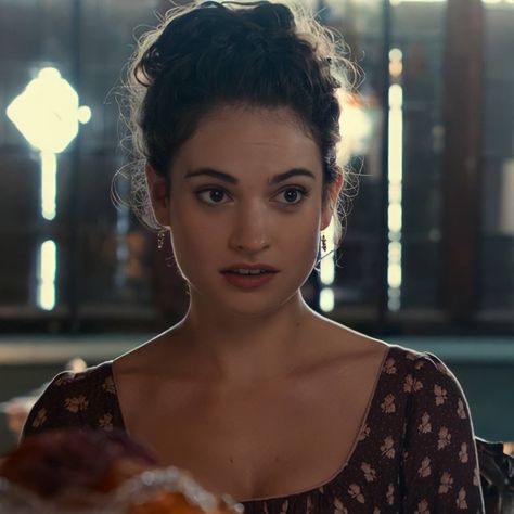 Elizabeth Bennett, Pride And Prejudice And Zombies, Water For Elephants, Lily James, Elle Fanning, Lily Collins, Pride And Prejudice, Looks Vintage, Aesthetic Photo