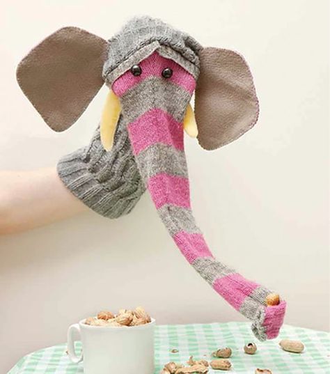 DIY Elephant Sock Puppet Diy Sock Puppets, Puppets Diy, Annoying Orange, Sock Puppets, Handmade Charlotte, Sock Toys, Diy Socks, Puppet Making, Moms Crafts