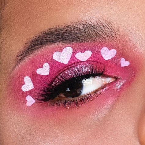 MAJOR heart eyes, literally 😍 Check out this Valentine's Day glam inspired by the gorgeous @strashme using a few of our tarte faves!… Light Pink Eyeshadow, Tarte Eyeshadow Palette, Day Eye Makeup, Best Matte Lipstick, Valentine's Day Makeup, Pink Eyeshadow Look, Day Makeup Looks, Sephora Skin Care, Valentines Day Makeup