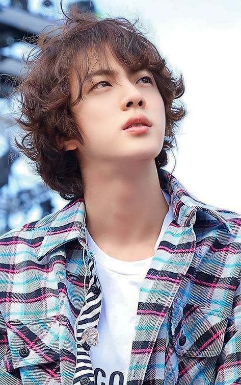 Korean Man, Jin Photo, Bts Army Logo, Kim Jin, Jin Bts, Seokjin Bts, Kim Taehyung Wallpaper, Bts Group, Worldwide Handsome