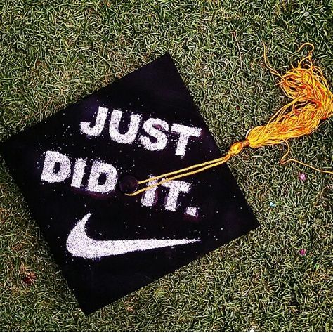 Mens Grad Cap Ideas, Just Did It Graduation Cap, Grad Cap Ideas Boys, Male Grad Caps Ideas, Decorated Caps For Graduation Boys, Graduation Cap Designs Middle School, Graduation Cap Designs Basketball, I Did It For Them Graduation Cap, Funny Guy Graduation Cap