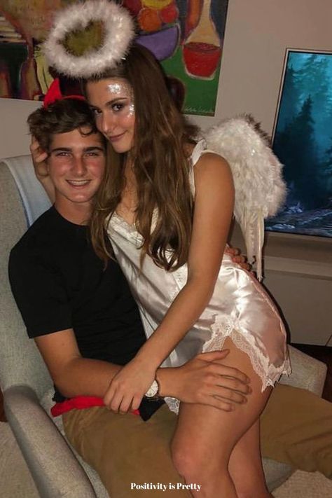 Couples Halloween Costumes Funny, Hot College Halloween Costume Ideas, Cute Couples Halloween Costumes, Creative College Halloween Costumes, College Halloween Costume Ideas, College Halloween Costume, College Couples, Funny Couple Halloween Costumes, Halloween Costume Ideas For Couples