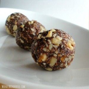 fig and walnut energy bites Energy Bites Recipes, Healthy Bars, Fig Recipes, Protein Bites, Energy Snacks, Dried Figs, Healthy Bites, Energy Bites, Granola Bars