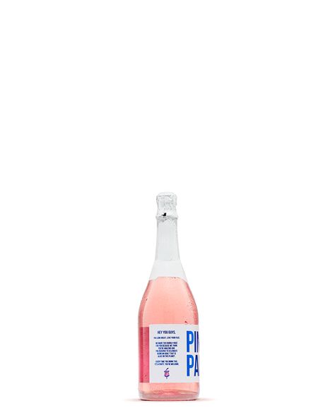 BEVERAGES — TOM MEDVEDICH Wine Animation, Bottle Animation, Teaser Ideas, Launch Teaser, Drinking Gif, Falling Gif, Drinks Photography, Pink Bottle, Fancy Drinks