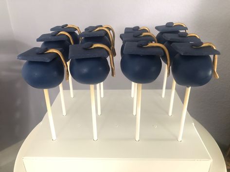 Grad Cake Pops, Graduation Cake Pops, Grad Cake, Graduation Cake, Treat Ideas, Graduation Cakes, Unique Website, Chocolate Covered Strawberries, Chocolate Covered