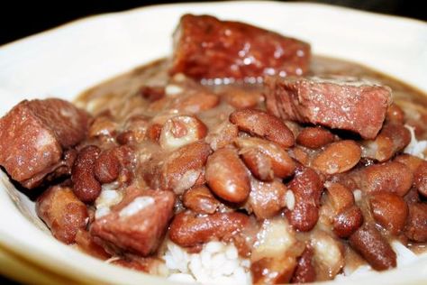 New Orleans Red Beans & Rice Recipe Thyme And Table, Red Beans And Rice Recipe Crockpot, New Orleans Red Beans, Red Bean And Rice Recipe, Slow Cooker Red Beans, Red Rice Recipe, Red Beans Recipe, Red Beans And Rice Recipe, Red Beans Rice