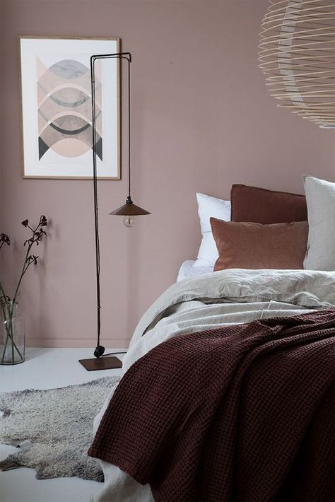 Master bedrooms, minimalistic bedrooms, luxury bedrooms and everything bedroom related for your interior. #designideas #homedesignideas #bedroomdecoration #bedroomideas #bedroomdecor #lbedroomdesignideas #bedroomdecoration #bedroomdecorationideas Dusty Pink Bedroom, Pink Bedroom Walls, Pink Bedroom, Bedroom Paint, Scandinavian Home, Pink Walls, Bedroom Colors, Decor Interior Design, Scandinavian Style