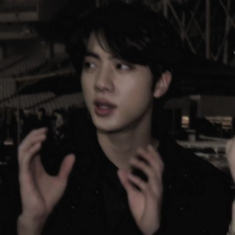 Jin Photo, Kim Jin, Jin Bts, Seokjin Bts, Bts Aesthetic Pictures, Worldwide Handsome, I Love Bts, A Butterfly, Bts Jin