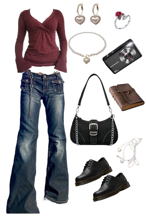 2000s Doc Martens Outfits, 2000s Fashion Long Sleeve, Cute Flared Jeans Outfit, Fits With Flared Jeans, Apple Bottom Jeans Outfits, Dark Flared Jeans Outfit, Outfit Inspo Flared Jeans, Dark Flare Jeans Outfit, Bell Jeans Outfit