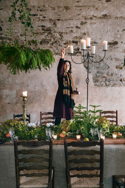 Inspiring Christmas decoration ideas | House & Garden Neidpath Castle, Scottish Royalty, Hanging Arrangements, Viking Food, Christmas Place Settings, Scottish Borders, William Wordsworth, Festive Dinner, Castles In Scotland