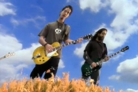 90s Music Videos, Black Hole Sun, Temple Of The Dog, Sun Music, Chris Cornell, Last Fm, Black Sabbath, Alternative Rock, Latest Music