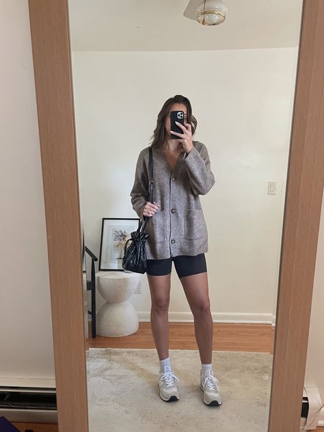 Sweater Biker Shorts Outfit, Biker Shorts And Cardigan Outfit, Biker Shorts Fall Outfit, Sweater And Biker Shorts Outfit, Florida Fall Outfits 2023, Shorts And Cardigan Outfit Summer, Biker Shorts Outfit Fall, Sweater And Biker Shorts, Fall Outfits With Shorts