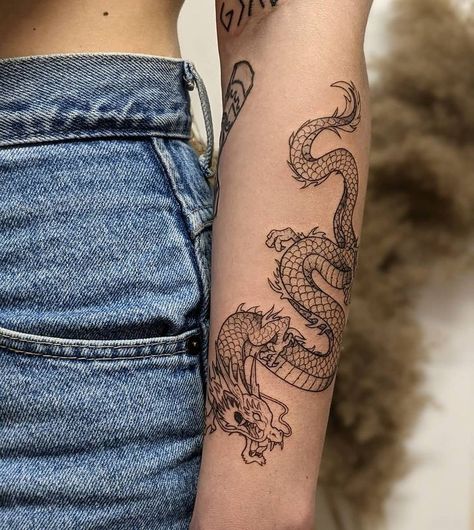 Dragon Tattoo Forearm Sleeve, Dragon Tattoo Wrist, Dragon Tattoo Wrapped Around Arm, Dragon Tattoo Forearm, Dragon Tattoo Arm, Dragon Tattoo Ideas, Around Arm Tattoo, Wrap Tattoo, Dragon Tattoo For Women