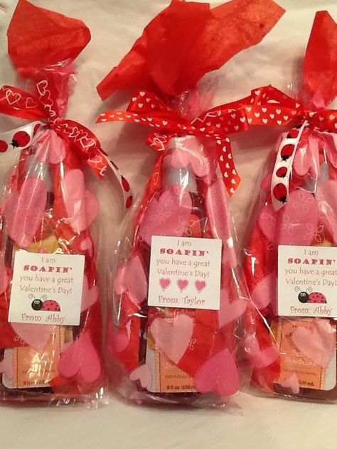 45 Adorable Valentines Gifts for Coworkers That They Will Love - HubPages Valentines Gift For Coworkers Diy, Cheap Valentines Gifts, Small Valentines Gifts, Coworkers Valentines, Simple Valentines Gifts, Hand Soap Gift, Cute Valentines Day Ideas, Valentines Gift Bags, Teacher Valentine Gifts