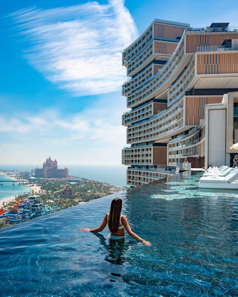 Cloud 22 Dubai, Expensive Hotel, Underwater Hotel, Qatar Travel, Dubai Trip, Sky Pool, Los Angeles Airport, Hotel Swimming Pool, Dubai Houses