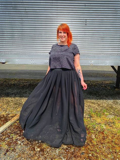 Sheer Midi Skirt, Witchy Outfits, Silk Crop Top, Sheer Robe, Back In Black, Corset Fashion, Your Gorgeous, Sheer Skirt, Dark Moon