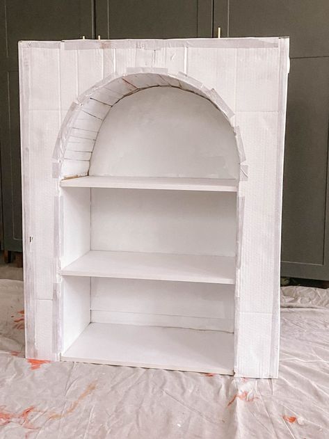 Papier Mache Shelf, Diy Cardboard Shelf Wall, How To Make A Shelf, Cardboard Mantle, Foam Shelves, Paper Mache Shelf, Diy Cardboard Shelf, Diy Wall Hanging Ideas, Diy Wall Shelf