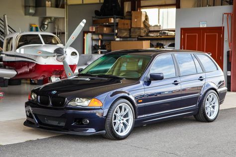 Bmw 3 Series Estate, Bmw E46 Touring, E46 Touring, Bmw Touring, Bmw 325, Luxury Private Jets, Bmw Wagon, Touring Car Racing, Scania V8