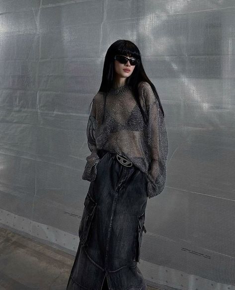 Shirt Oversized Outfit, Diesel Belt, Oversized Black Sunglasses, Goth Outfit Inspo, Skirt Cargo, Maxi Denim Skirt, Skeleton Design, Distressed T Shirt, Oversized Outfit