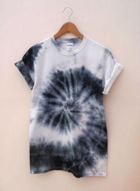 DIY Tye Dye Ideas For The Perfect Summer Craft