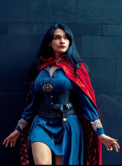 Women’s Cosplay Ideas, Marvel Female Costumes, Marvel Cosplay Women, Female Dr Strange, Comicon Costume Women, Marvel Costumes For Women, Halloween Costumes Wanda Vision, Doctor Strange Halloween Costume, Easy Cosplay Ideas Women