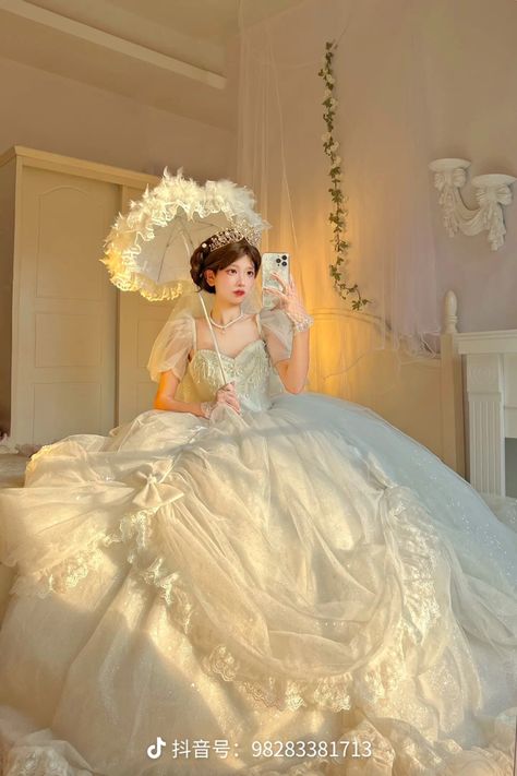 Puffy Dresses Ball Gowns, Huge Ball Gowns, Princess Dresses Aesthetic, Poofy Wedding Dress, Fluffy Wedding Dress, Satin Outfits, Poofy Dress, Big Wedding Dresses, Big Dresses