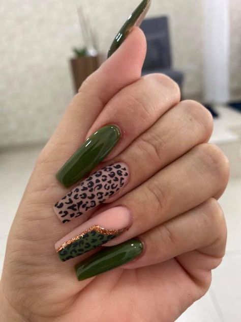 Army Green Nail Designs, Green Leopard Nails, Uñas Coquette, Safari Nails, Hot Nail Designs, Neon Acrylic Nails, Animal Print Nails Art, Leopard Print Nails, Gel Acrylic Nails