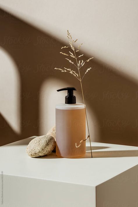 Liquid Soap Product Photography, Beige Product Photography, Liquid Soap Photography, Soap Product Photography, Summer Product Photography, Bottle Product Photography, Soap Photography, Soap Liquid, Skincare Products Photography