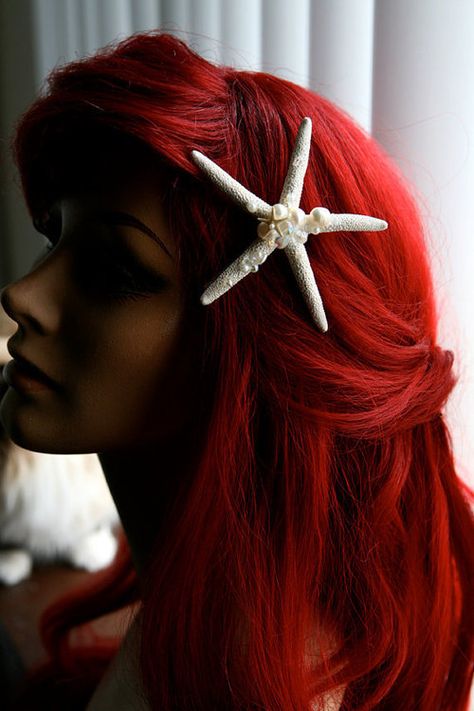 Ariel: my favorite princess Little Mermaid Hairstyle, Mermaid Hairstyle, Ariel Hair, Ariel Costumes, Mermaid Costume, Long Layered Hair, Mermaid Hair, Hair Envy, Lovely Things