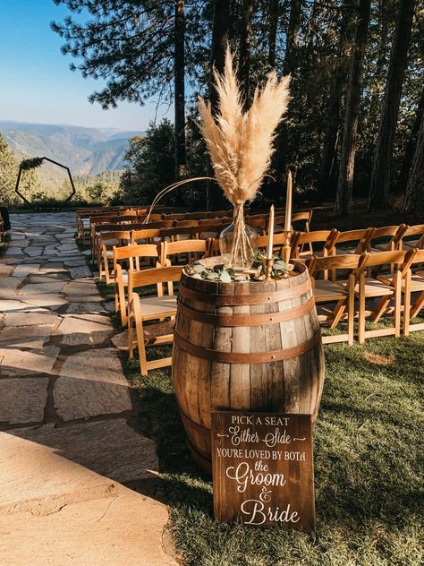 Haybale Seats Wedding, Fall Boho Wedding Aisle Decor, Isle Decorations Wedding Outdoor Fall, Boho Wedding Isles Decorations, Fall Ceremony Aisle Decor, Wedding Isles Ideas, Boho Aisle Decor, Rustic Classic Wedding, Fall Wedding Aisle Decor