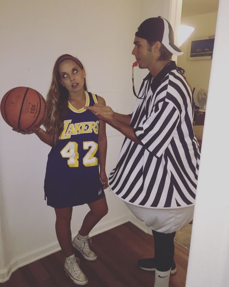 Referee and a basketball player DIY costume  ♡ daniellebonita ♡ Referee Couple Costume, Basketball Couples Costumes, Basketball Halloween Costume, Basketball Couple Costumes, Basketball Player Costume, Basketball Costume, Basketball Couples, Referee Costume, Zombie Costume