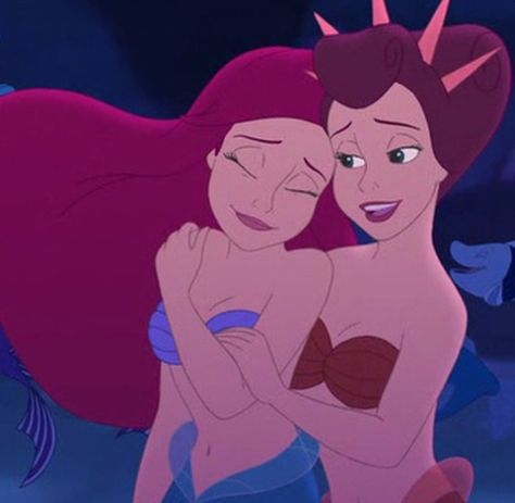 *ARIEL & (sister) ANITA ~ THE LITTLE MERMAID, 1989 Disney Princess Sisters, Cartoon Sisters Disney, Sisters Cartoon, Sister Cartoon, Disney Sisters, Gravity Falls Cartoon, Princesa Ariel Disney, Bubblegum Marceline, Ariels Sisters