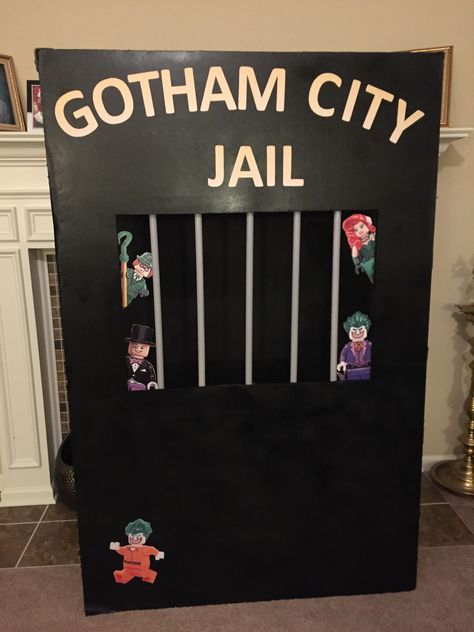 Gotham City Birthday Party, Superhero And Villain Party Ideas, Dc Comics Birthday Party Ideas, Dc Themed Party, Super Villain Party, Batman Party Theme, Dc Party Ideas, Batman 5th Birthday Party, Modern Batman Birthday Party