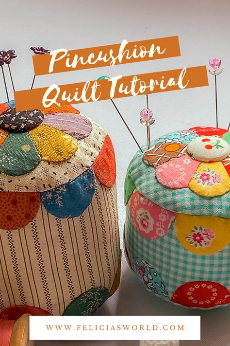 How To Make Pin Cushions, Wrist Pincushion Patterns Free, Patchwork Gifts, Tilda Patterns, Needle Cushion Pincushions, Pincushion Patterns, Cute Pincushions, Wrist Pincushion, Fun Pincushions