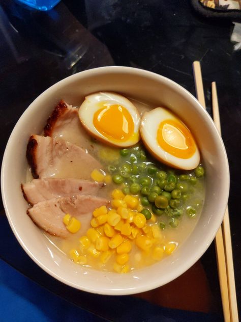 Homemade tonkatsu ramen with chasu pork by xatrinka The post Homemade tonkatsu ramen with chasu pork appeared first on Alo Japan. Chasu Pork, Tonkatsu Ramen, Japanese Food, Ig Story, Ramen, Japan, Ethnic Recipes, Quick Saves