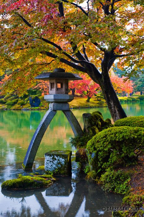 Day 8: A stay in Kanazawa would not be complete without a half or full day wandering the spectacular Kenroku-en, one of Japan's iconic gardens. Also well worth an in-depth stroll are the city's well-preserved traditional districts. www.boutiquejapan.com Kenrokuen Garden, Japan Travel Photography, Japanese Stone Lanterns, Vita Sackville West, Kanazawa Japan, Stone Lantern, Japan Garden, Japanese Lanterns, Asian Garden