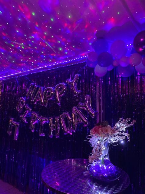 Shimmer Theme Party, Euphoric Theme Birthday Party, 13 Birthday Games Ideas, Led Light Party Ideas, Purple Party Lights, Black And Purple Birthday Theme, Purple Party Decorations Birthday, Led Party Ideas, Birthday Party Ideas Disco