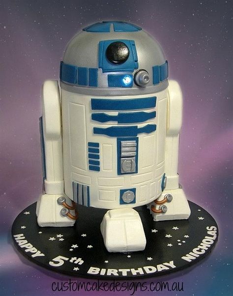 Star Wars Torte, Star Wars Cake Ideas, R2d2 Cake, Star Wars Cake Toppers, R2d2 Star Wars, Birthday Cupcakes Boy, Charm City Cakes, Star Wars Birthday Cake, Star Wars Cakes